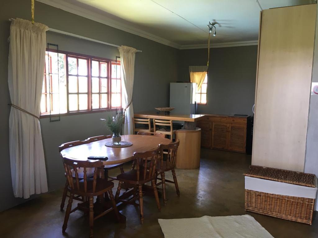 Sanctuary Life Guest Farm Hotel Magaliesburg Bagian luar foto
