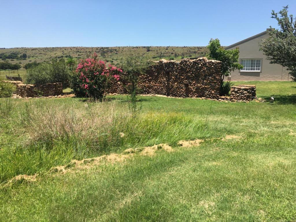 Sanctuary Life Guest Farm Hotel Magaliesburg Bagian luar foto