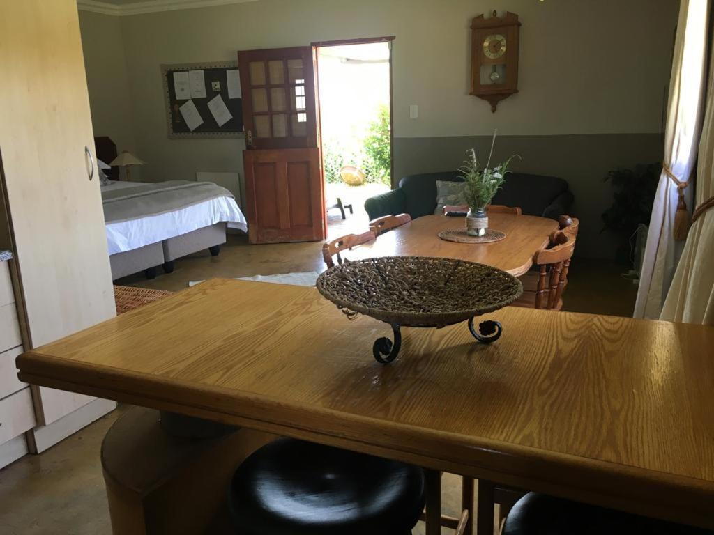 Sanctuary Life Guest Farm Hotel Magaliesburg Bagian luar foto