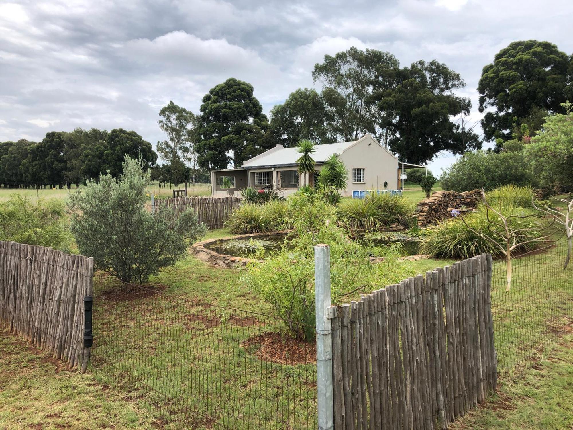 Sanctuary Life Guest Farm Hotel Magaliesburg Bagian luar foto