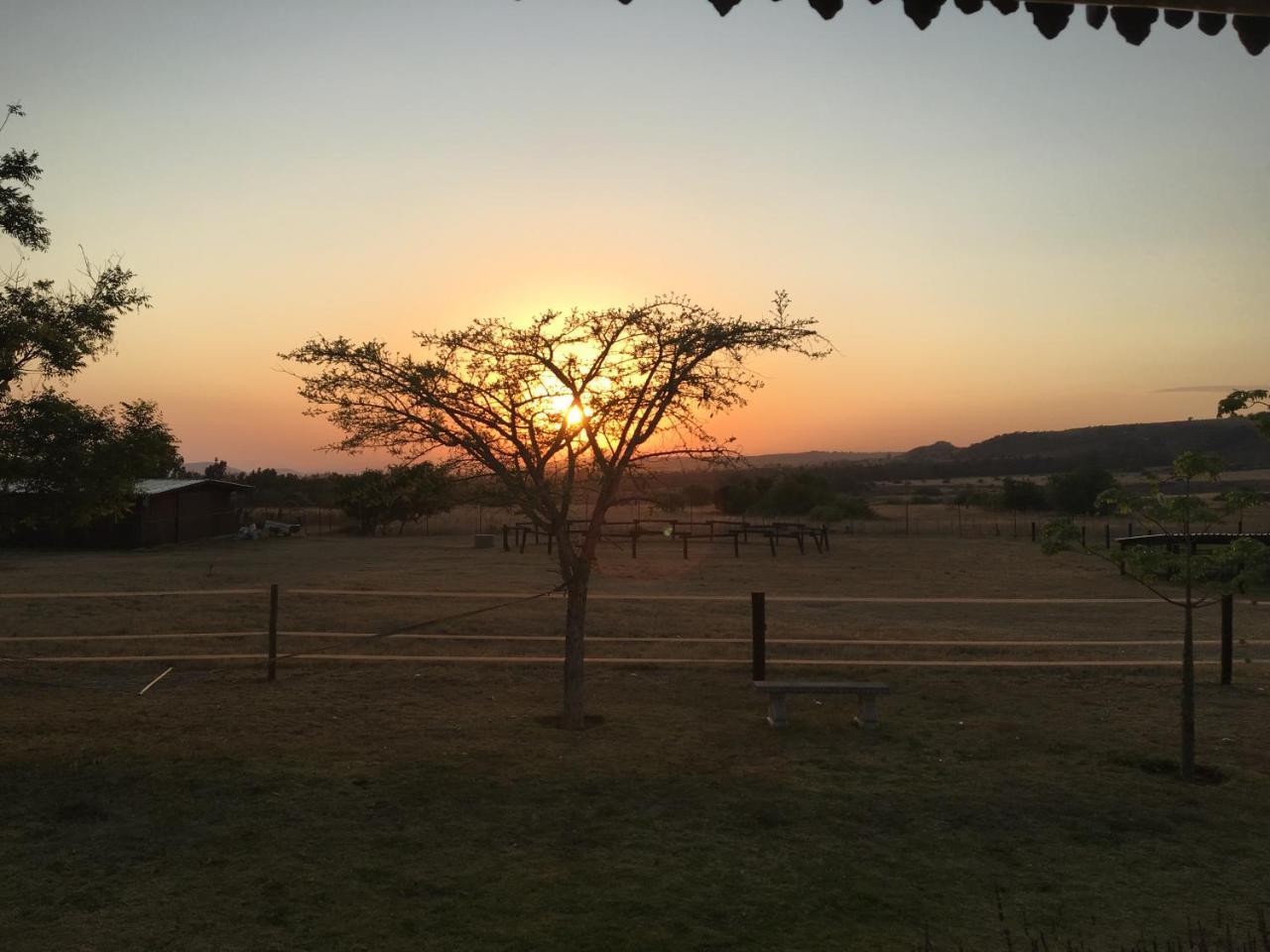 Sanctuary Life Guest Farm Hotel Magaliesburg Bagian luar foto