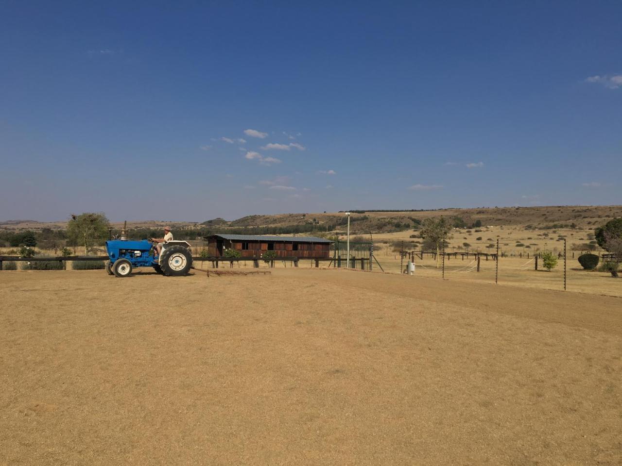 Sanctuary Life Guest Farm Hotel Magaliesburg Bagian luar foto